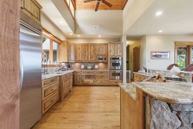44 Eagles View Way, Hayesville, NC 28904