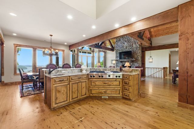 44 Eagles View Way, Hayesville, NC 28904