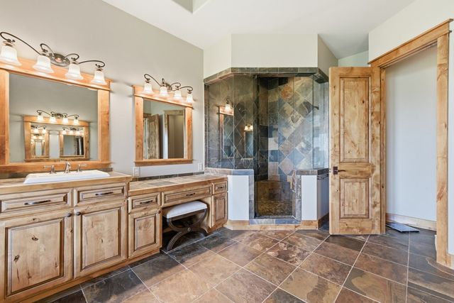 44 Eagles View Way, Hayesville, NC 28904