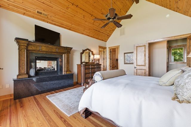 44 Eagles View Way, Hayesville, NC 28904