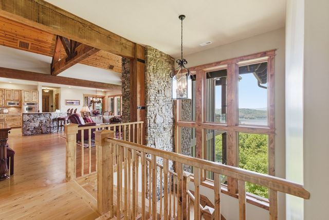 44 Eagles View Way, Hayesville, NC 28904