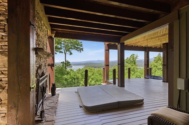 44 Eagles View Way, Hayesville, NC 28904