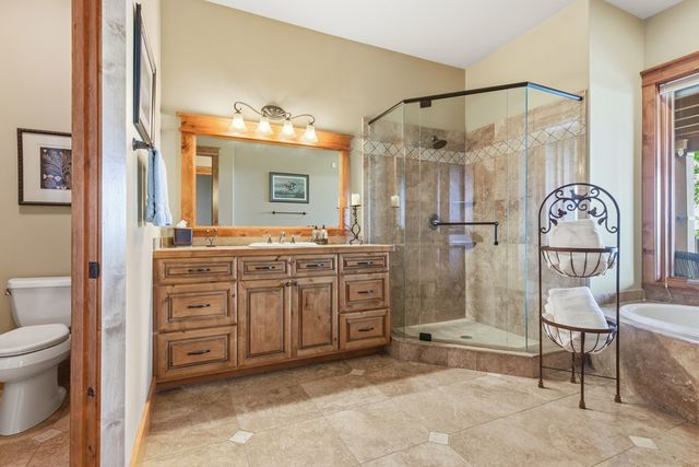 44 Eagles View Way, Hayesville, NC 28904