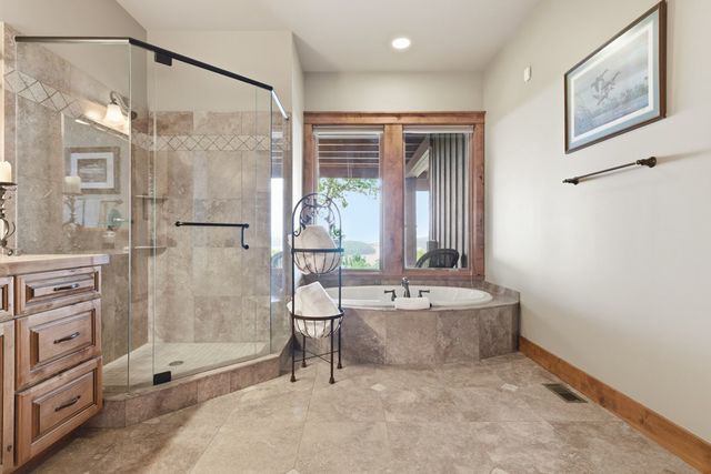 44 Eagles View Way, Hayesville, NC 28904