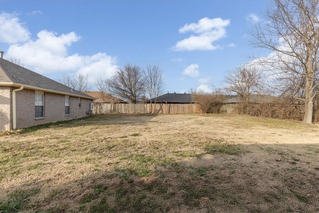 3186 Braxton Avenue, Springdale, AR 72764