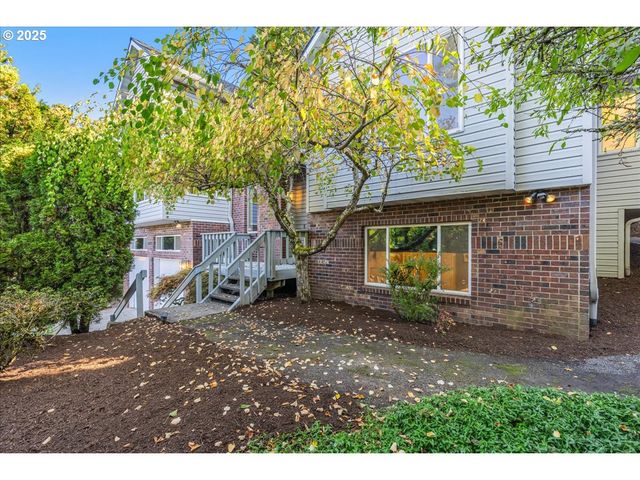 8770 Sw 71ST Pl, Portland, OR 97223
