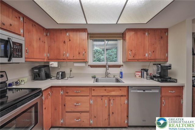 630 Beers Lane, Towamensing Twp, PA 18071
