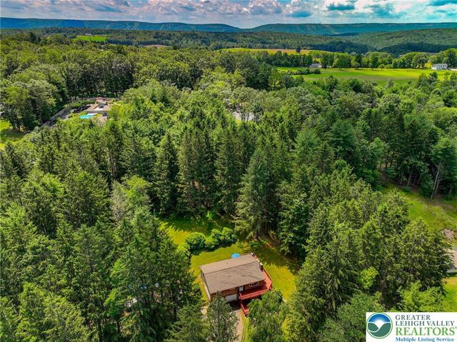 630 Beers Lane, Towamensing Twp, PA 18071