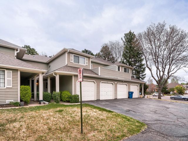 12560 E Warren Drive D, Aurora, CO 80014