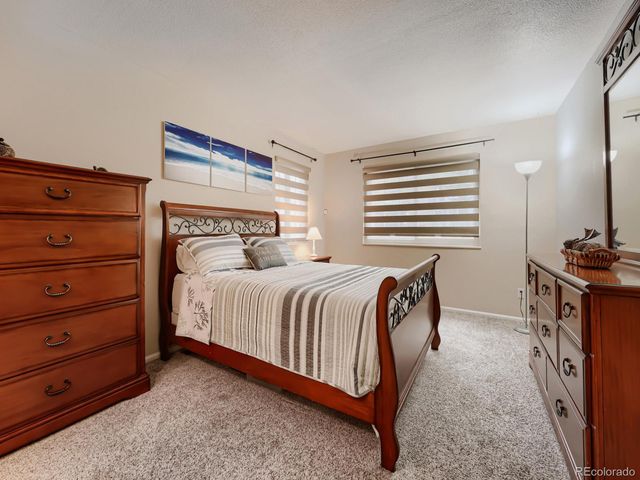 12560 E Warren Drive D, Aurora, CO 80014