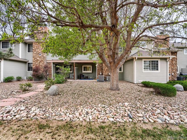 12560 E Warren Drive D, Aurora, CO 80014