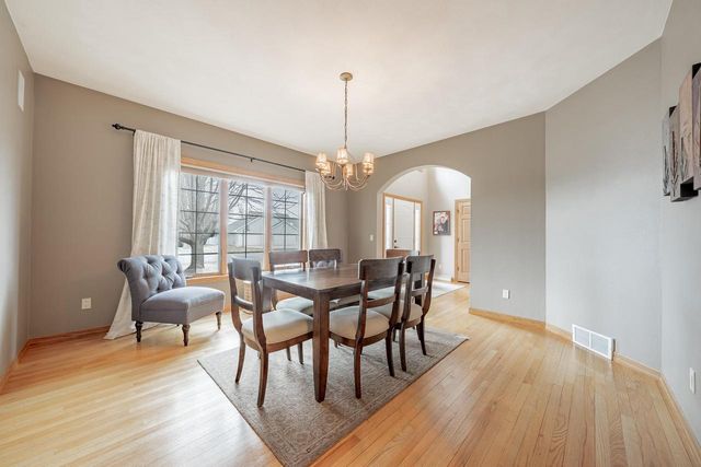 2230 E ELMVIEW DRIVE, Appleton, WI 54915