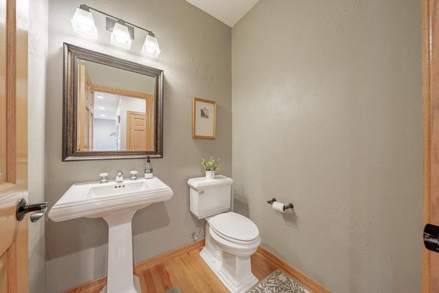 2230 E ELMVIEW DRIVE, Appleton, WI 54915