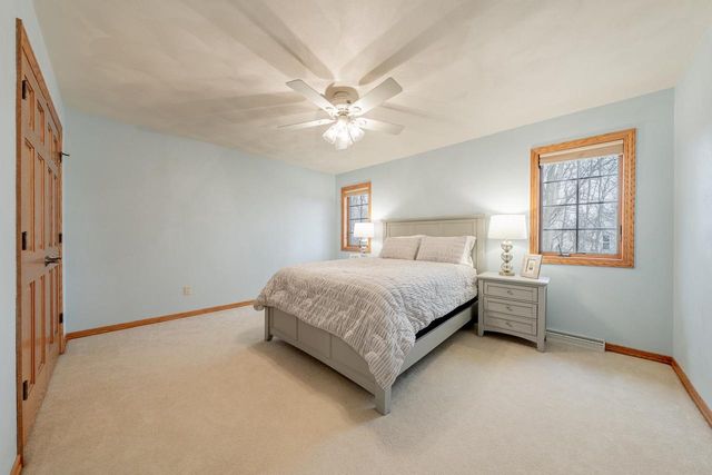 2230 E ELMVIEW DRIVE, Appleton, WI 54915