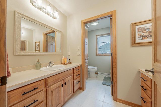 2230 E ELMVIEW DRIVE, Appleton, WI 54915