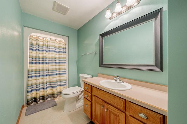 2230 E ELMVIEW DRIVE, Appleton, WI 54915