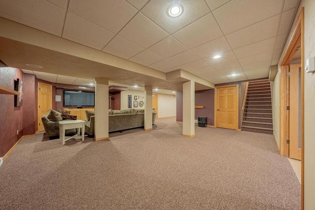 2230 E ELMVIEW DRIVE, Appleton, WI 54915