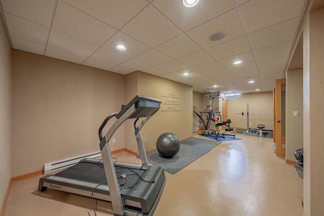 2230 E ELMVIEW DRIVE, Appleton, WI 54915