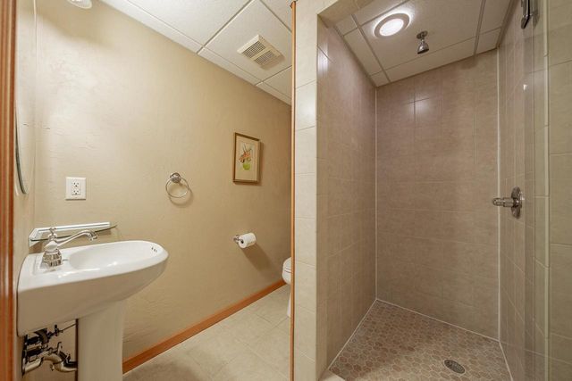 2230 E ELMVIEW DRIVE, Appleton, WI 54915