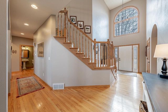 2230 E ELMVIEW DRIVE, Appleton, WI 54915