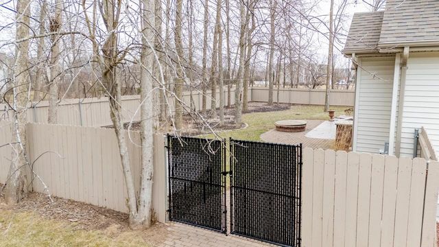 2230 E ELMVIEW DRIVE, Appleton, WI 54915