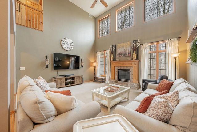 2230 E ELMVIEW DRIVE, Appleton, WI 54915