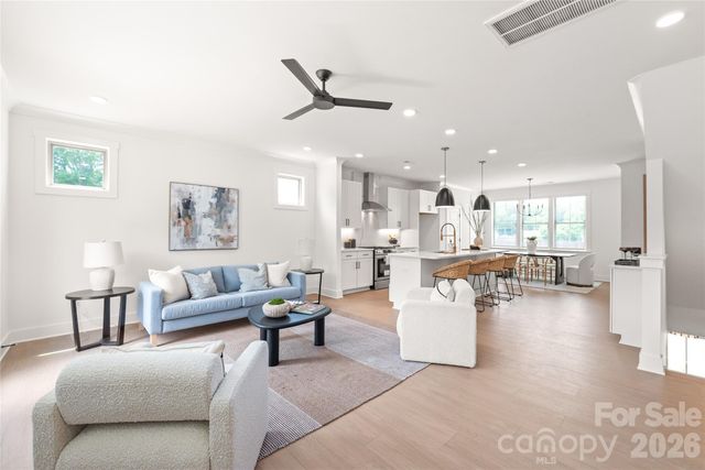 829 Garringer Place 22, Charlotte, NC 28208