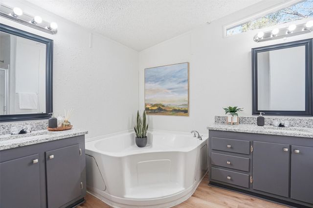 4709 Gooseberry Trail, Granbury, TX 76048