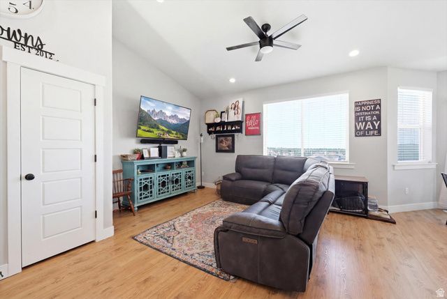 167 N 910 E, Santaquin, UT 84655