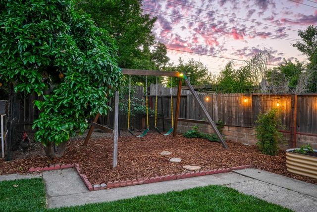 5925 Ranger Way, Carmichael, CA 95608