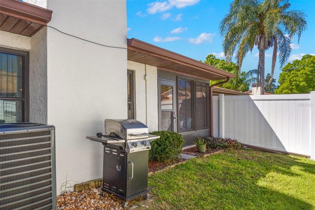 2020 DOVER COURT, Oldsmar, FL 34677