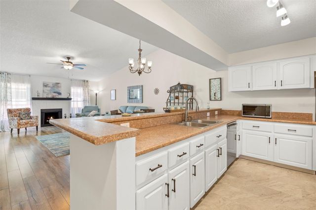 2020 DOVER COURT, Oldsmar, FL 34677