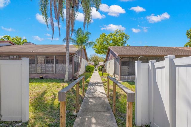 2020 DOVER COURT, Oldsmar, FL 34677