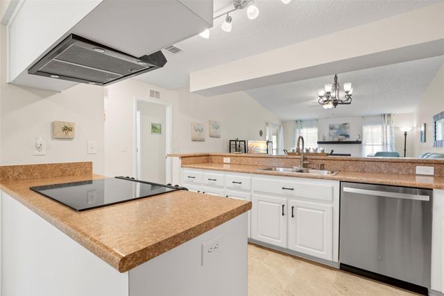 2020 DOVER COURT, Oldsmar, FL 34677