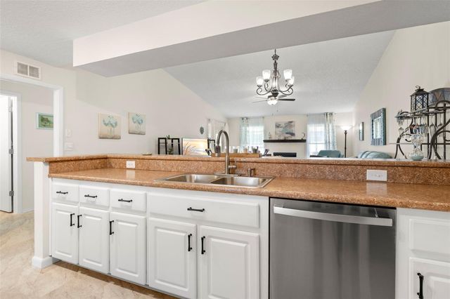 2020 DOVER COURT, Oldsmar, FL 34677