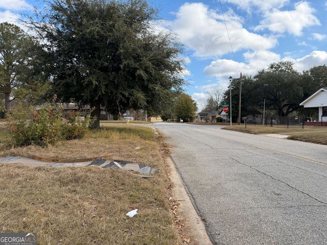 1417 E Roosevelt Avenue, Albany, GA 31705