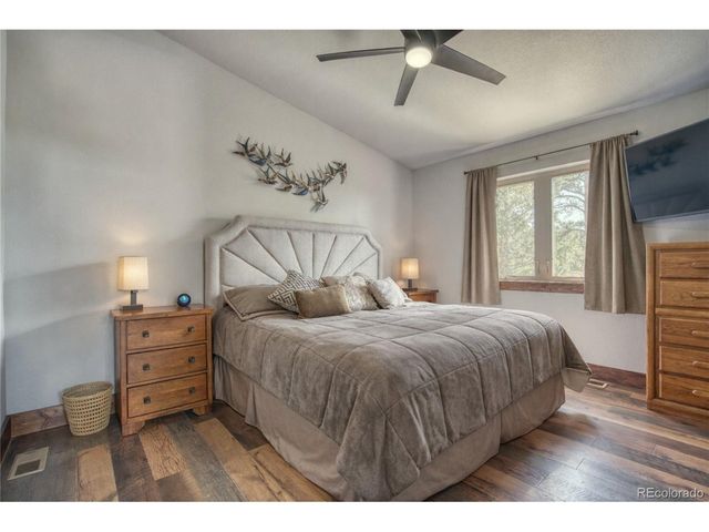 61 Country Sky Ln, Estes Park, CO 80517