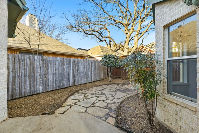 1917 BRIARWYCK Court, Denton, TX 76205