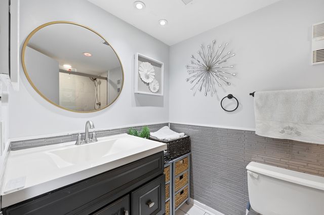 6813 Porcher Dr Apt 14, Myrtle Beach, SC 29572