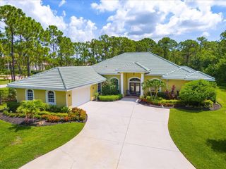 11000 Pine Creek Lane, Port St Lucie, FL 34986