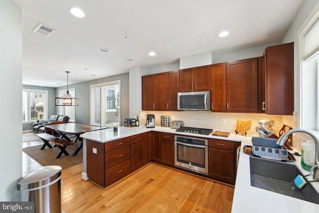 16223 DECKER, Derwood, MD 20855
