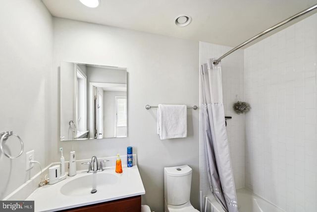 16223 DECKER, Derwood, MD 20855