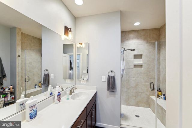 16223 DECKER, Derwood, MD 20855
