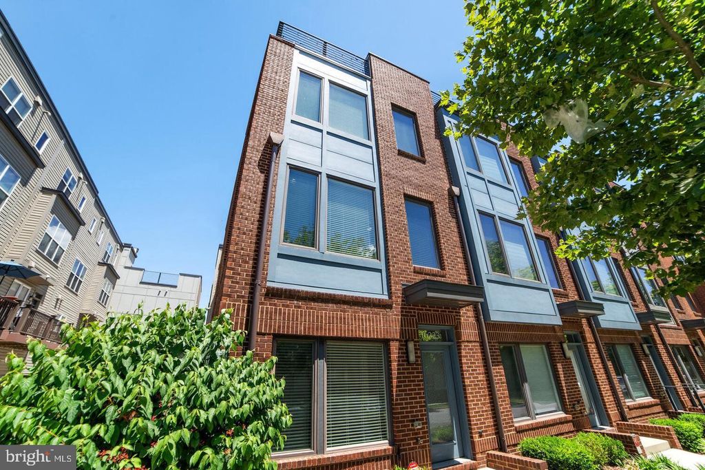 16223 DECKER, Derwood, MD 20855