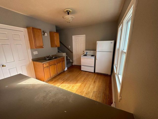 3030 N 48th STREET, Milwaukee, WI 53210