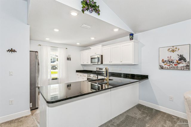 8046 Westpointe Ln, Pensacola, FL 32506