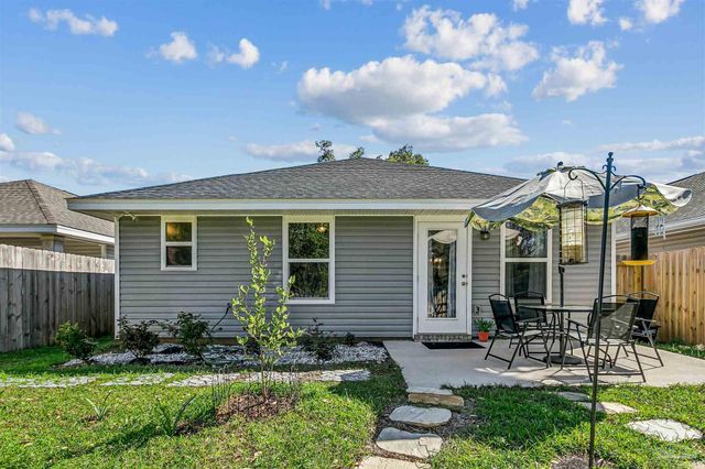 8046 Westpointe Ln, Pensacola, FL 32506