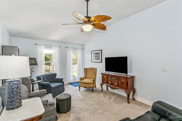 8046 Westpointe Ln, Pensacola, FL 32506