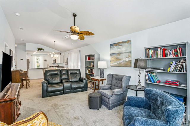 8046 Westpointe Ln, Pensacola, FL 32506