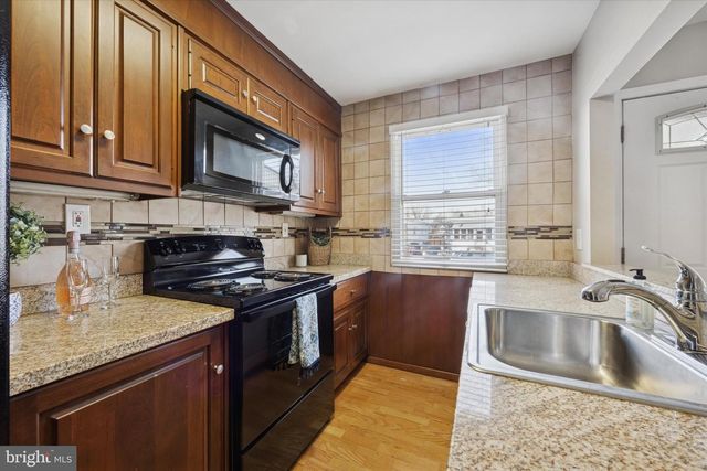 124 STONEY HILL RD, Ridley Park, PA 19078